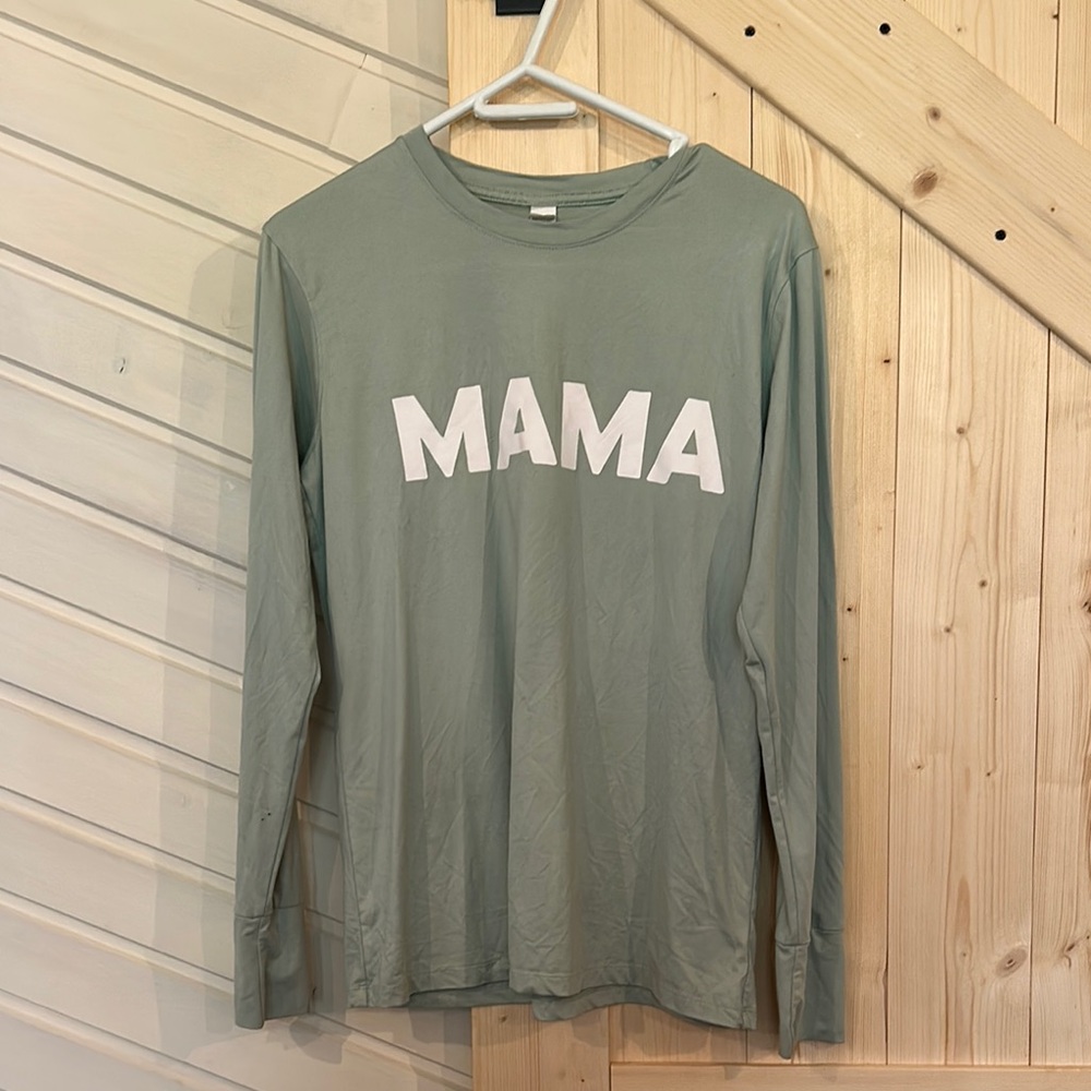Green Long Sleeve 'MAMA' Shirt